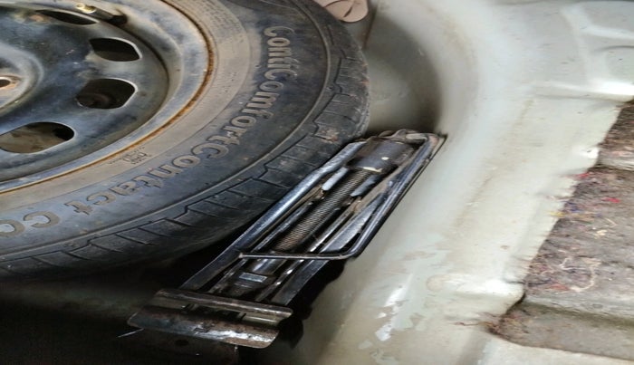 2012 Ford Figo EXI 1.4 DIESEL, Diesel, Manual, 1,07,175 km, tyre