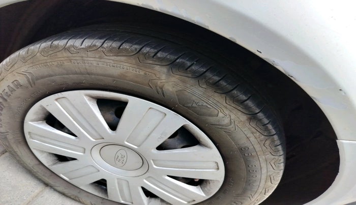 2012 Ford Figo EXI 1.4 DIESEL, Diesel, Manual, 1,07,175 km, tyre