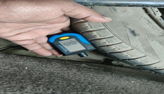 2011 Maruti Zen Estilo LXI CNG, Petrol, Manual, 1,65,374 km, tyre