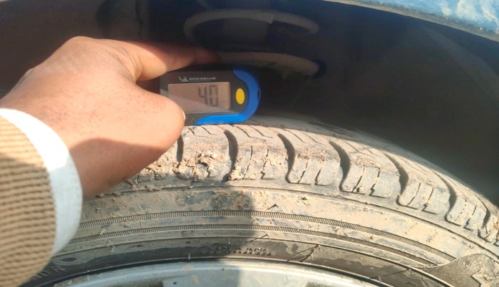 2016 Maruti Baleno SIGMA PETROL 1.2, Petrol, Manual, 1,34,406 km, tyre