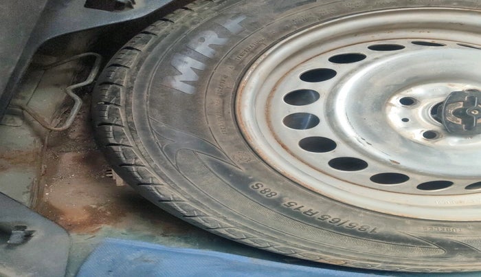 2016 Maruti Baleno SIGMA PETROL 1.2, Petrol, Manual, 1,34,406 km, tyre