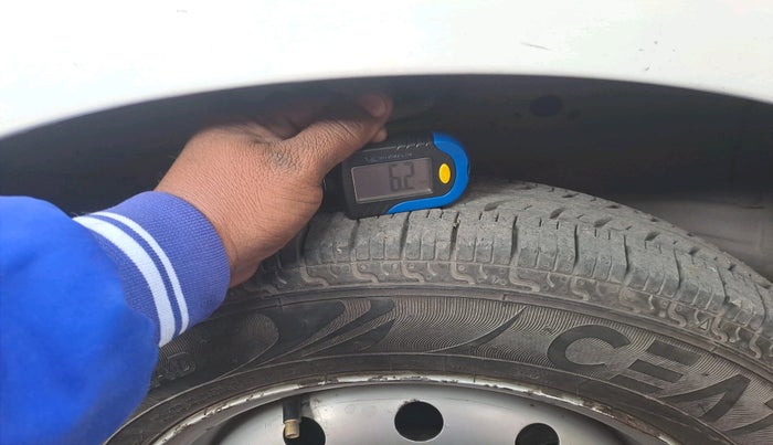 2011 Maruti Wagon R 1.0 LXI, Petrol, Manual, 1,00,531 km, tyre