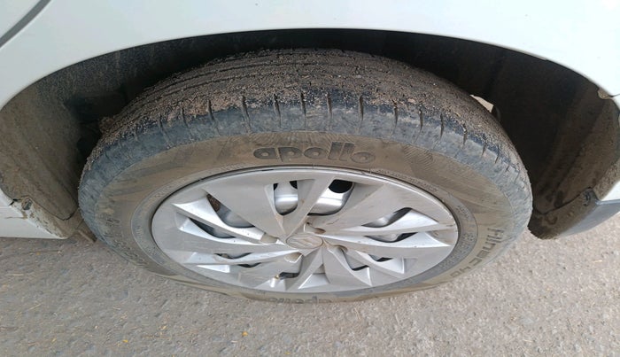 2023 Maruti Baleno SIGMA PETROL 1.2, Petrol, Manual, 24,235 km, tyre