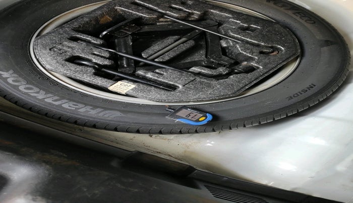 2020 Hyundai New Elantra 2.0 S PETROL, Petrol, Manual, 54,537 km, tyre