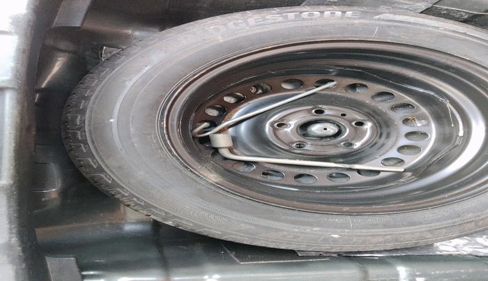 2024 Tata NEXON SMART+ SUNROOF 1.2 PETROL, Petrol, Manual, 19,262 km, tyre