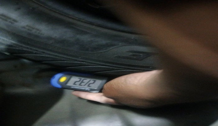 2011 Hyundai i20 ASTA 1.2, Petrol, Manual, 82,118 km, tyre