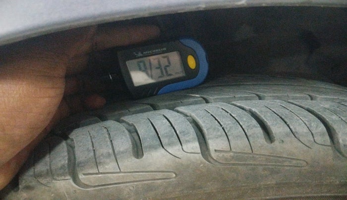 2011 Hyundai i20 ASTA 1.2, Petrol, Manual, 82,118 km, tyre