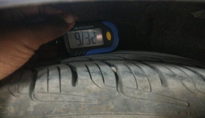 2011 Hyundai i20 ASTA 1.2, Petrol, Manual, 82,118 km, tyre