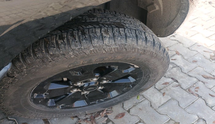 2020 Ford Endeavour TITANIUM PLUS 2.0 4X4 AT SUNROOF, Diesel, Automatic, 1,78,915 km, tyre