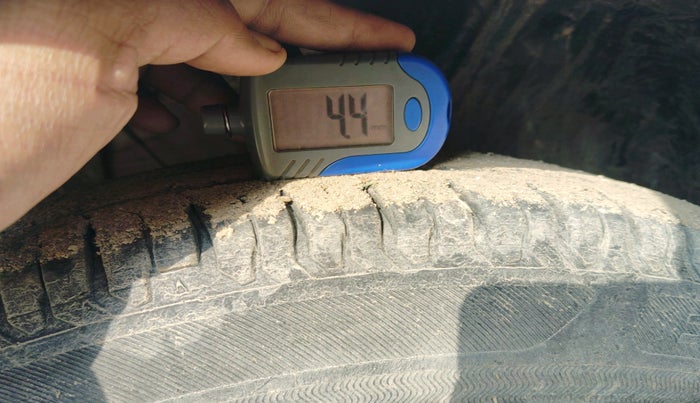 2021 Tata ALTROZ XE PETROL, Petrol, Manual, 25,540 km, tyre