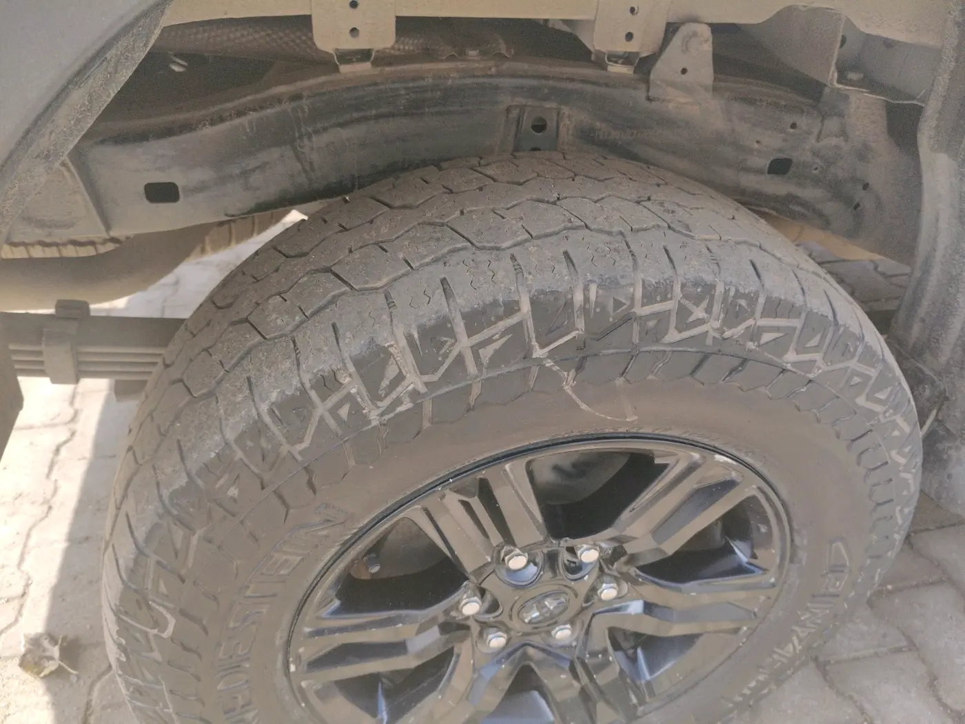 2023 Toyota HILUX STD 4X4 MT, Diesel, Manual, 74,510 km, tyre