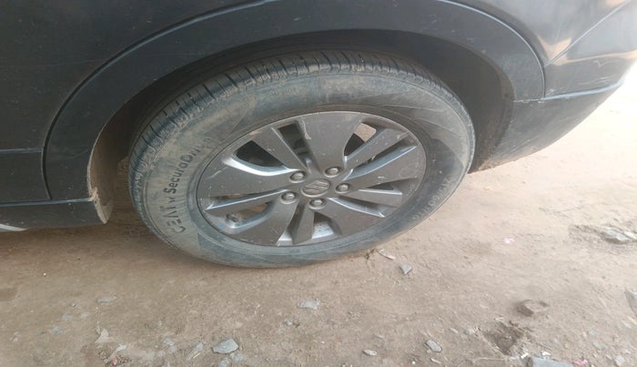 2016 Maruti S Cross ZETA 1.3, Diesel, Manual, 71,527 km, tyre