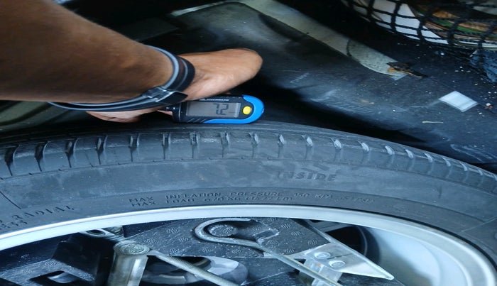 2023 MG ZS EV EXCITE, Electric, Automatic, 20,900 km, tyre