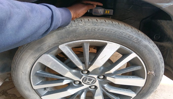 2020 Honda City 1.5L I-VTEC ZX CVT, Petrol, Automatic, 29,388 km, tyre