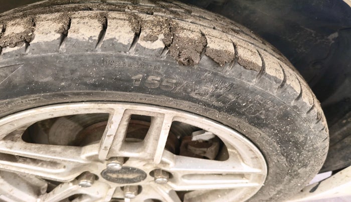 2013 Maruti Zen Estilo VXI, Petrol, Manual, 54,945 km, tyre