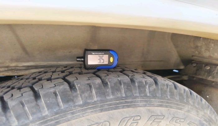 2021 Mahindra Bolero B6, Diesel, Manual, 89,587 km, tyre