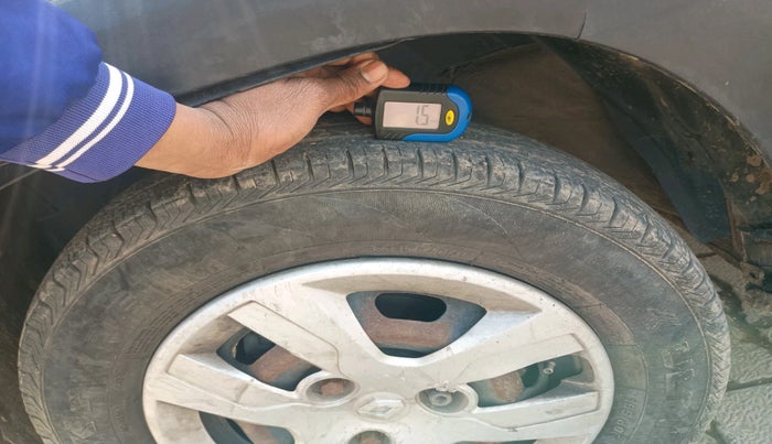 2016 Renault Kwid RXT 0.8, Petrol, Manual, 24,615 km, tyre