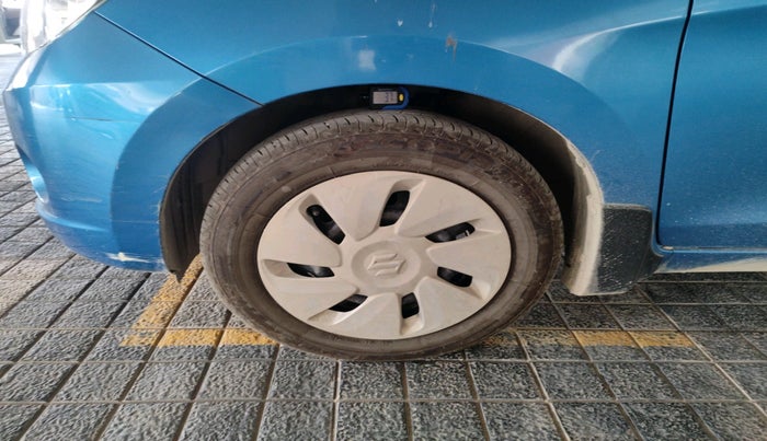 2015 Maruti Celerio ZXI, Petrol, Manual, 63,089 km, tyre