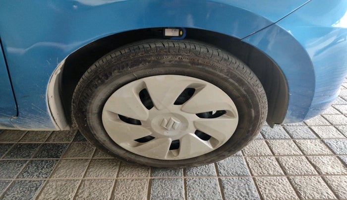 2015 Maruti Celerio ZXI, Petrol, Manual, 63,089 km, tyre