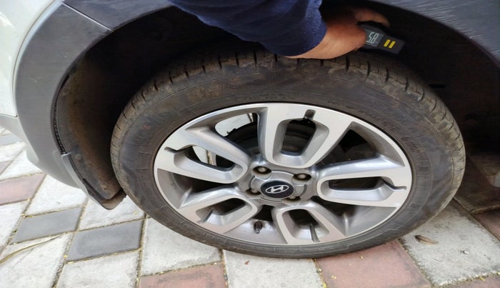 2016 Hyundai i20 Active 1.2 SX, Petrol, Manual, 62,521 km, tyre