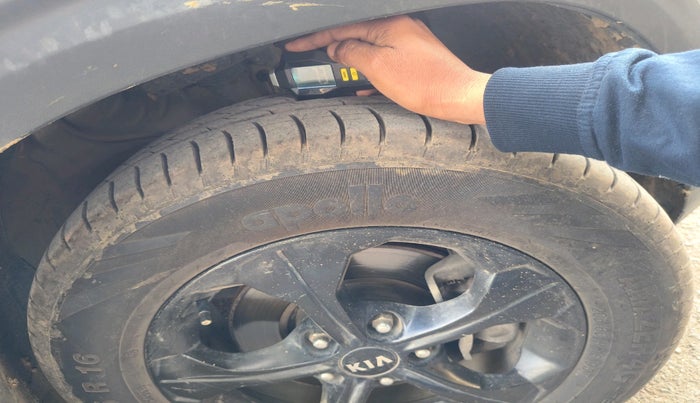 2019 KIA SELTOS HTK PLUS 1.5 DIESEL, Diesel, Manual, 1,14,165 km, tyre