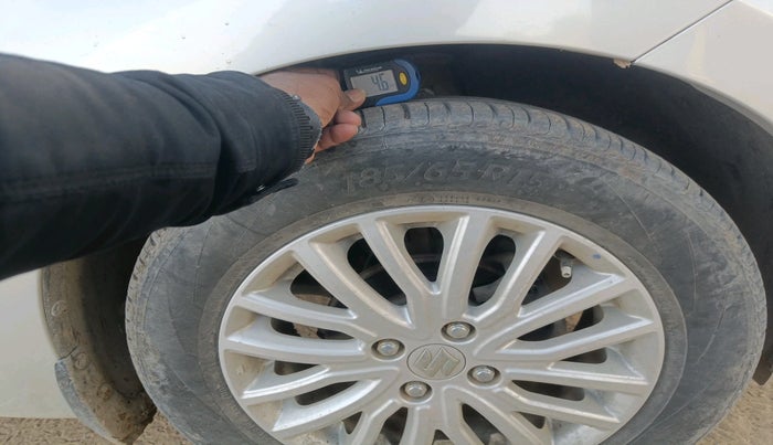 2017 Maruti Dzire ZXI, Petrol, Manual, 62,795 km, tyre