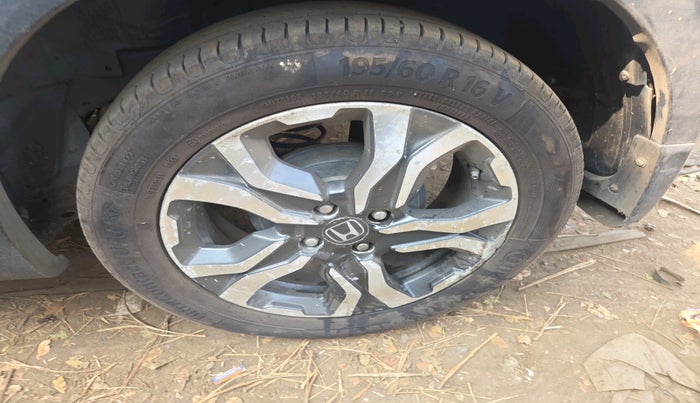 2018 Honda WR-V 1.5L I-DTEC VX MT, Diesel, Manual, 95,198 km, tyre