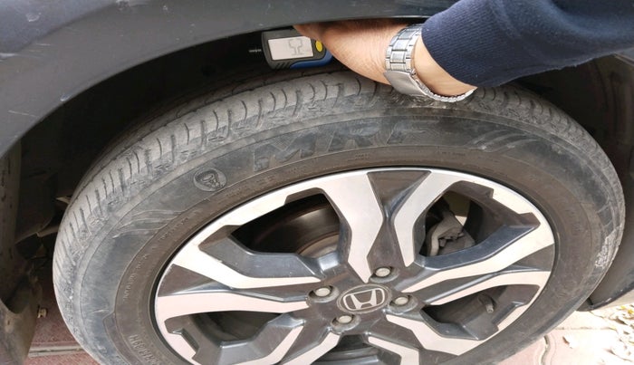 2017 Honda WR-V 1.5L I-DTEC VX MT, Diesel, Manual, 88,674 km, tyre