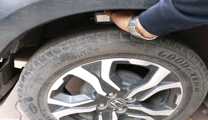 2017 Honda WR-V 1.5L I-DTEC VX MT, Diesel, Manual, 88,674 km, tyre