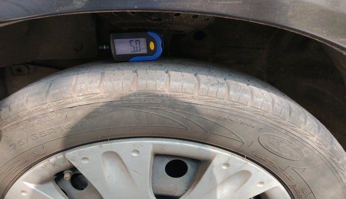 2015 Honda Amaze 1.2L I-VTEC S, Petrol, Manual, 57,418 km, tyre