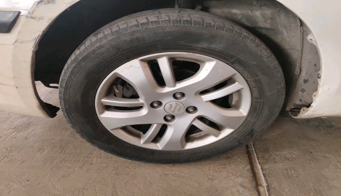 2013 Maruti Swift Dzire ZDI, Diesel, Manual, 75,670 km, tyre