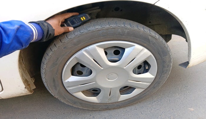 2013 Maruti Wagon R 1.0 VXI, Petrol, Manual, 69,532 km, tyre