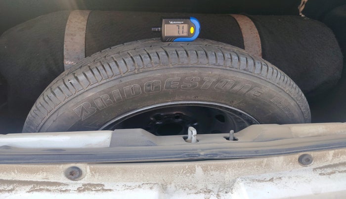 2018 Tata Tiago XT PETROL, Petrol, Manual, 1,06,704 km, tyre