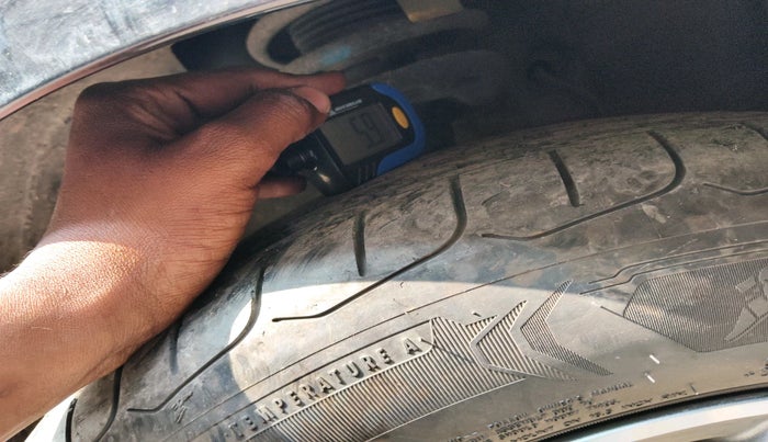 2023 Hyundai Verna SX (O) 1.5 MPI MT, Petrol, Manual, 8,371 km, tyre