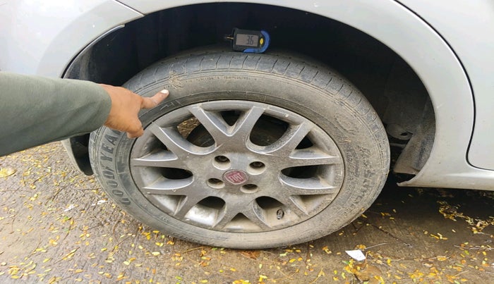 2013 Fiat Grand Punto Emotion 1.3, Diesel, Manual, 81,332 km, tyre