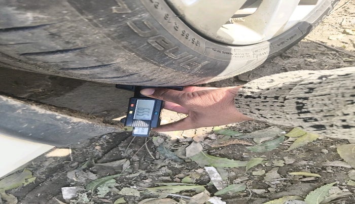 2012 Hyundai Verna FLUIDIC 1.6 CRDI SX, Diesel, Manual, 1,30,375 km, tyre