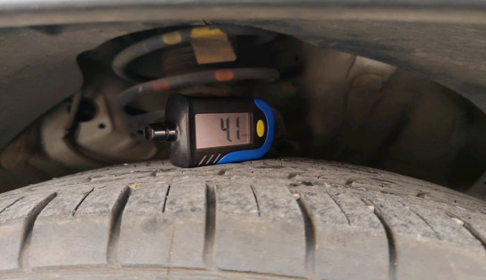 2020 KIA SELTOS HTX 1.5 PETROL, Petrol, Manual, 30,420 km, tyre