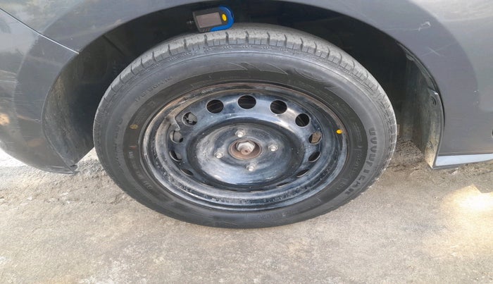 2016 Ford Figo Aspire TREND 1.2 PETROL, Petrol, Manual, 1,09,365 km, tyre