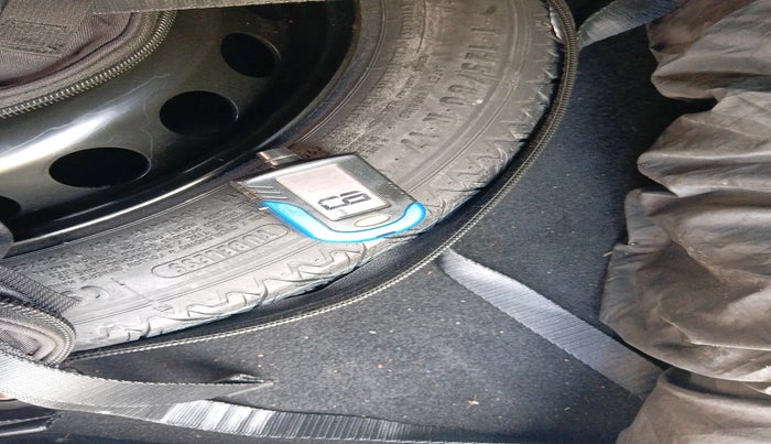 2012 Mercedes Benz B Class B 180 SPORTS PETROL, Petrol, Automatic, 14,652 km, tyre