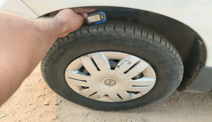 2015 Maruti Alto 800 LXI, Petrol, Manual, 91,384 km, tyre