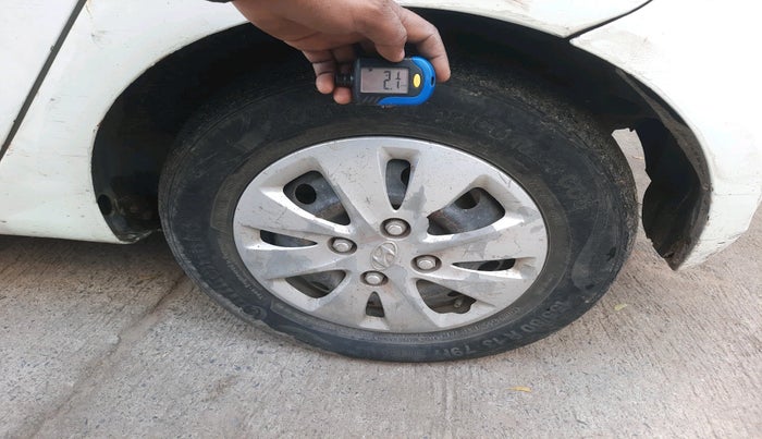 2011 Hyundai i10 MAGNA 1.2, Petrol, Manual, 2,26,648 km, tyre