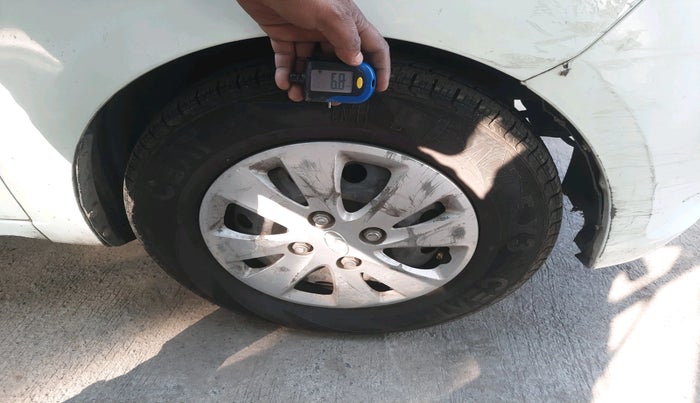 2011 Hyundai i10 MAGNA 1.2, Petrol, Manual, 2,26,648 km, tyre