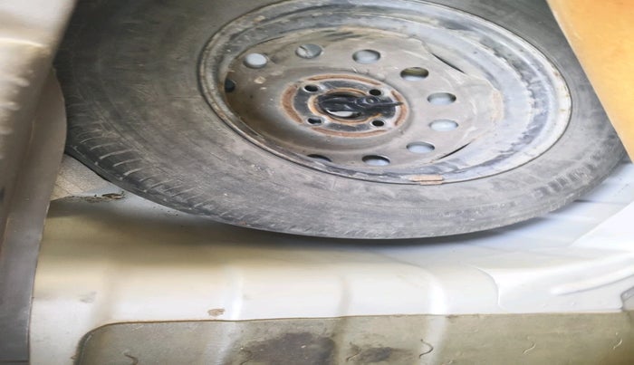 2014 Hyundai i10 MAGNA 1.1, Petrol, Manual, 36,192 km, tyre