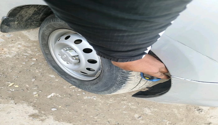 2014 Hyundai i10 MAGNA 1.1, Petrol, Manual, 36,192 km, tyre