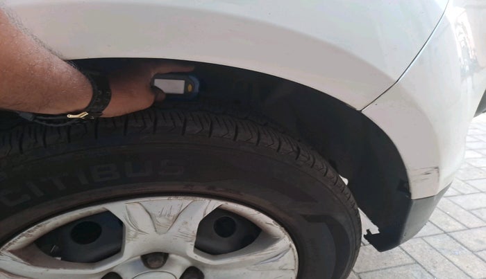 2015 Ford Ecosport AMBIENTE 1.5L DIESEL, Diesel, Manual, 1,82,115 km, tyre