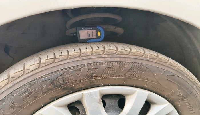 2011 Hyundai i20 MAGNA 1.2, Petrol, Manual, 33,027 km, tyre