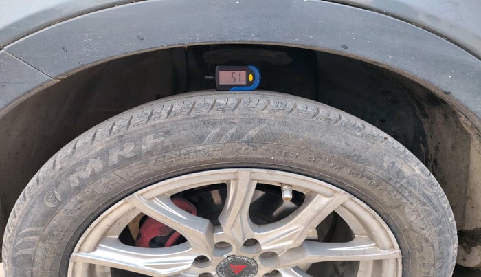 2020 Tata NEXON XM PETROL, Petrol, Manual, 56,249 km, tyre