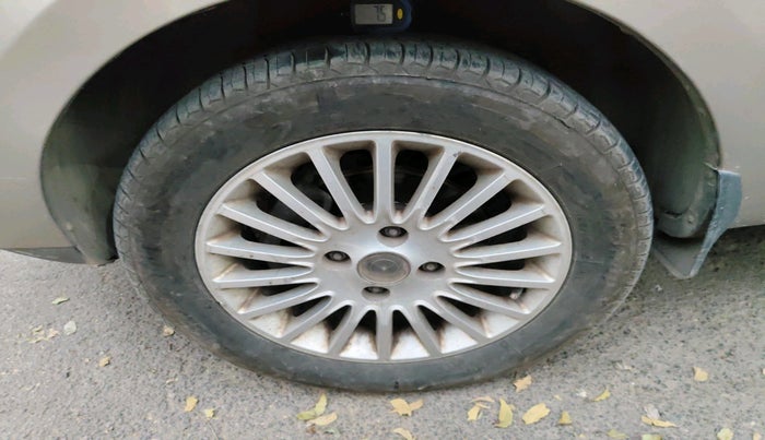 2014 Tata Zest XMS PETROL, Petrol, Manual, 1,05,712 km, tyre