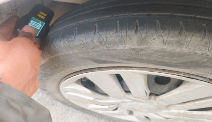 2015 Honda Jazz 1.2L I-VTEC SV, Petrol, Manual, 50,686 km, tyre