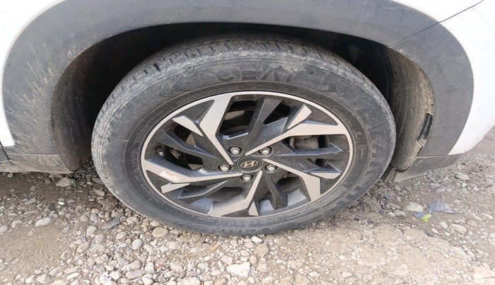 2022 Hyundai Creta E 1.5 DIESEL, Diesel, Manual, 82,532 km, tyre